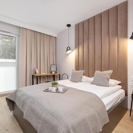Bright Apartment In Krakow With Garden, Air Conditioning, Parking And Desk By Renters Prestige 외부 사진