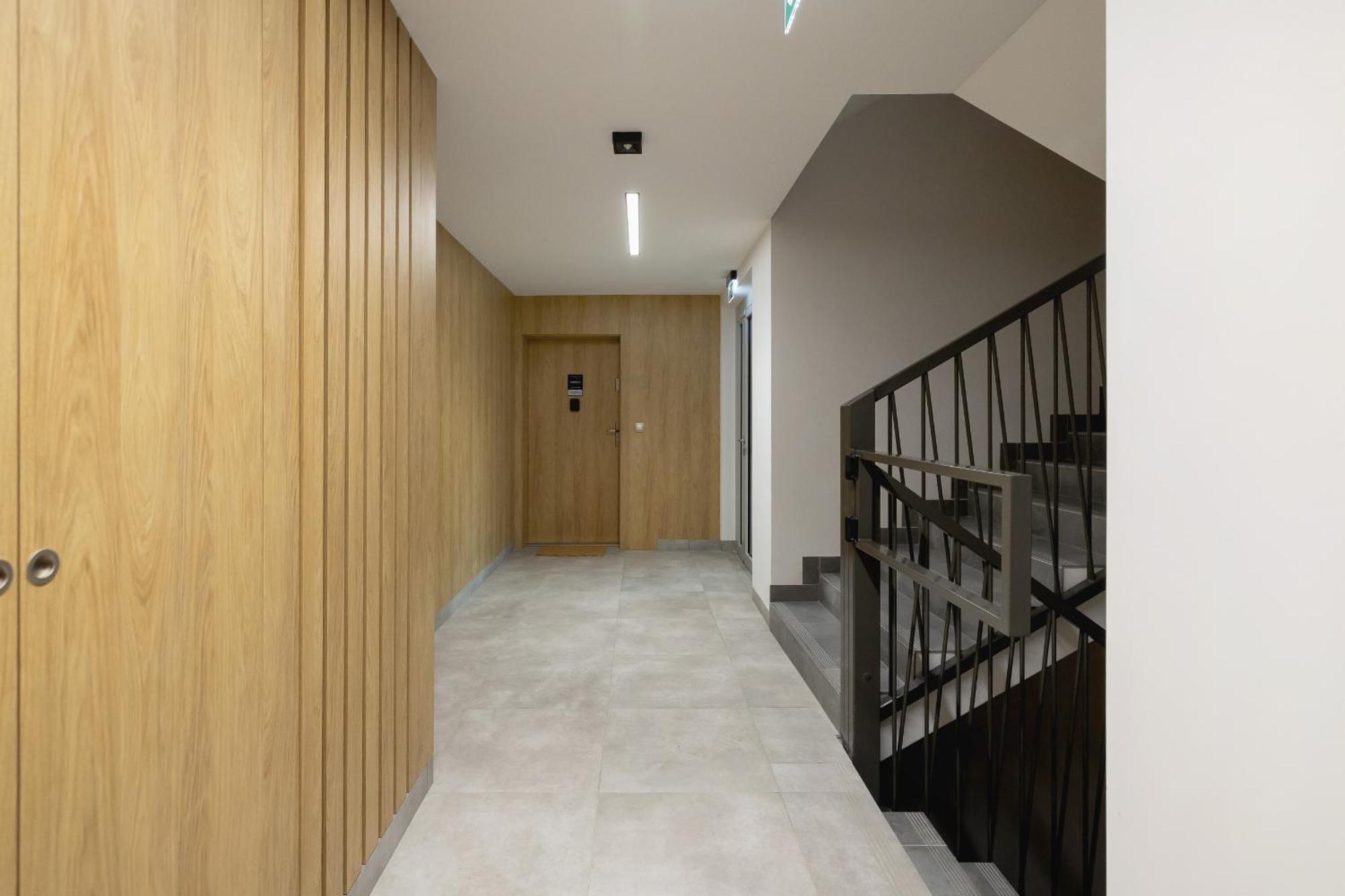 Bright Apartment In Krakow With Garden, Air Conditioning, Parking And Desk By Renters Prestige 외부 사진